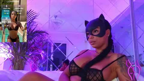 Kim online show from December 2, 9:25 am