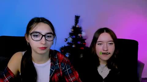 Snapshot of kimiko_shine_ chatting on December 16, 12:10 pm just Kimi online show from December 16, 12:10 pm