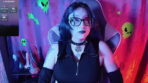   online show from January 14, 1:17 pm