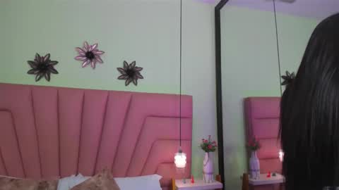 kimluna1 online show from March 30, 11:44 am