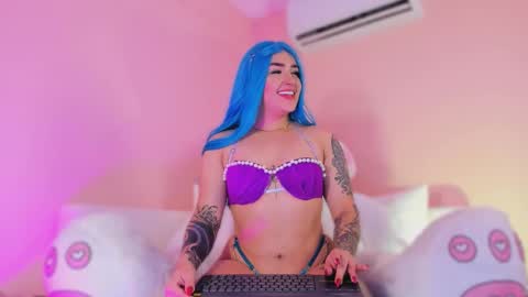 Snapshot of kimm_rosee chatting on November 21, 8:29 pm Kim online show from November 21, 8:29 pm