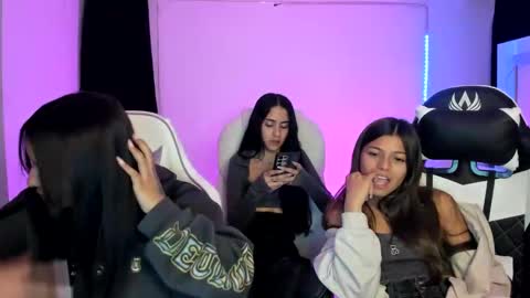 kimmi online show from January 22, 1:20 am