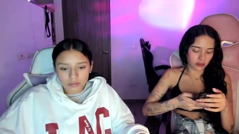 kimmi online show from September 12, 11:48 pm