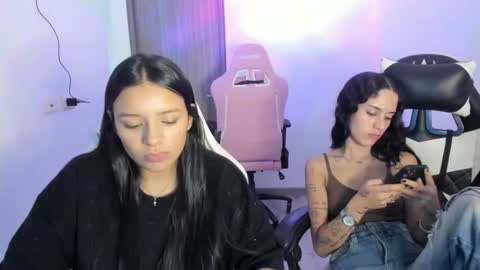 Snapshot of kimmi_foxy chatting on February 9, 10:36 pm kimmi online show from February 9, 10:36 pm