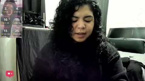 Kimmi online show from April 7, 8:09 pm