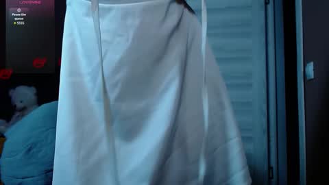 KimmyCutes online show from November 7, 5:24 pm