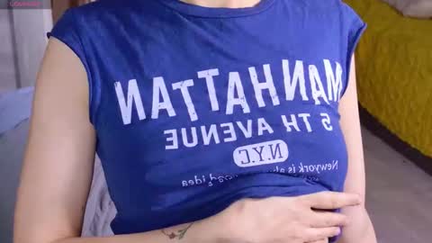 KimmyCutes online show from November 8, 11:10 am