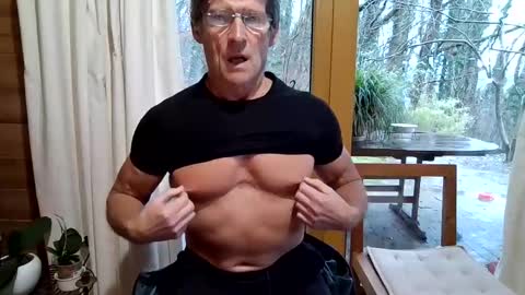 Snapshot of kimonoblues chatting on January 24, 2:08 pm kimonoblues online show from January 24, 2:08 pm