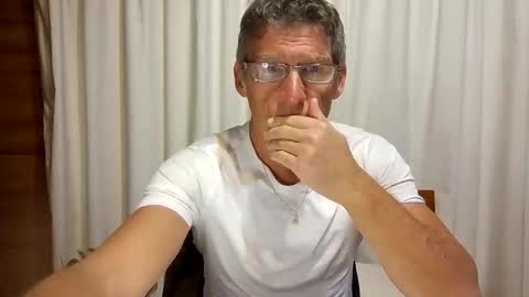 kimonoblues online show from February 1, 4:27 pm