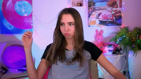 kimporins online show from December 19, 2:35 pm