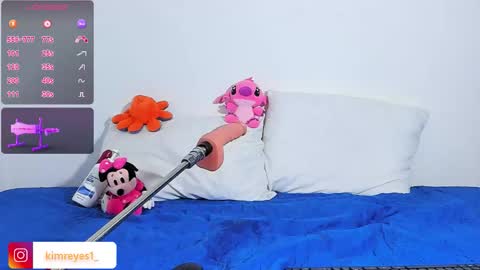 Snapshot of kimreyes1 chatting on September 30, 1:54 am Kim online show from September 30, 1:54 am