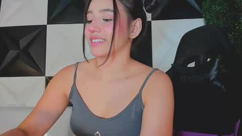 Snapshot of kimtandrys_ chatting on October 2, 8:43 am kimtandrys_ online show from October 2, 8:43 am