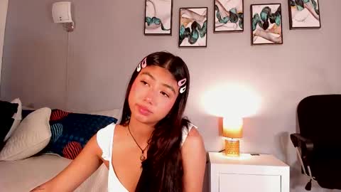 Kim online show from October 8, 7:44 pm