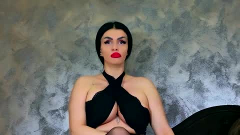 Kim Wilmes online show from May 20, 2:12 pm