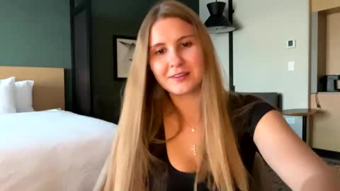 Snapshot of kinci06 chatting on March 12, 10:07 pm kinci06 online show from March 12, 10:07 pm