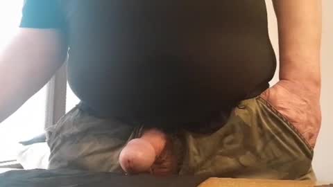 Snapshot of kindofabear chatting on April 16, 8:42 pm Kindofabear online show from April 16, 8:42 pm