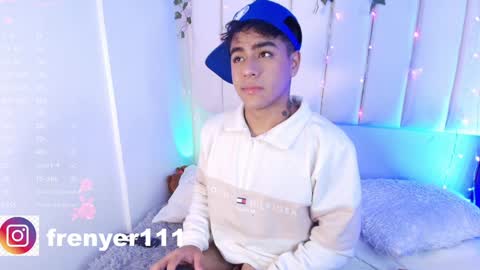 king  help me reach 100 likes online show from January 22, 2:48 am