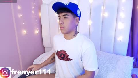 king  help me reach 100 likes online show from February 28, 2:09 am