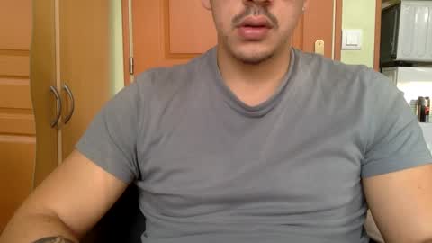 Snapshot of king_cobr chatting on February 14, 1:08 pm king_cobr online show from February 14, 1:08 pm