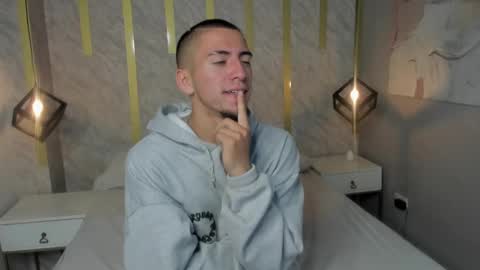 King Dante  online show from December 10, 8:27 pm