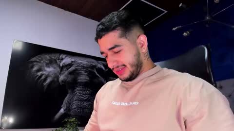 Angel Falconer online show from February 2, 1:59 am