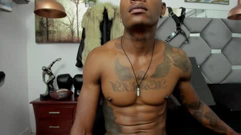 HOT MEN BLACK online show from December 31, 12:54 am