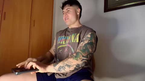 Snapshot of king_master_juan chatting on March 12, 10:37 am The Best Master online show from March 12, 10:37 am