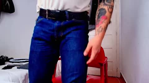 Snapshot of king_master_juan chatting on November 11, 10:04 am The Best Master online show from November 11, 10:04 am