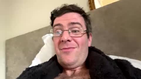 king_o107 online show from February 24, 9:40 am