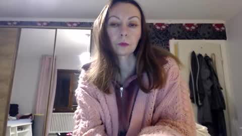 Snapshot of kingandprincess chatting on November 16, 6:57 pm sexysexyhotwetpinkredpussy online show from November 16, 6:57 pm
