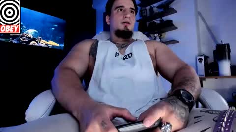 King Bear online show from November 17, 8:58 pm