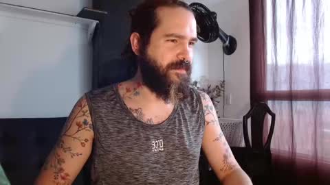 Snapshot of kingcat420 chatting on November 10, 1:21 pm Jake online show from November 10, 1:21 pm