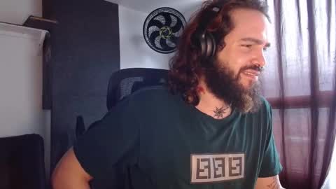 Snapshot of kingcat420 chatting on November 27, 5:04 pm Jake online show from November 27, 5:04 pm