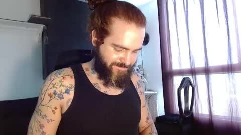 Snapshot of kingcat420 chatting on December 3, 5:33 pm Jake online show from December 3, 5:33 pm