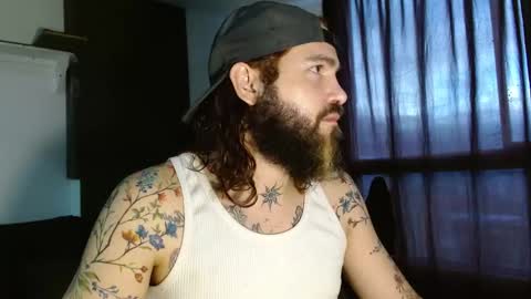 Snapshot of kingcat420 chatting on December 4, 10:07 pm Jake online show from December 4, 10:07 pm