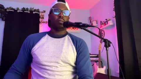 Snapshot of kingcorbra chatting on December 2, 1:14 am KC online show from December 2, 1:14 am