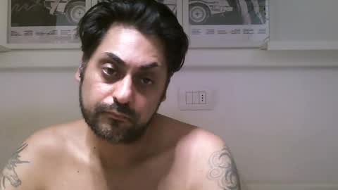 Snapshot of kingcorvo82 chatting on July 11, 10:18 am ivano corona online show from July 11, 10:18 am