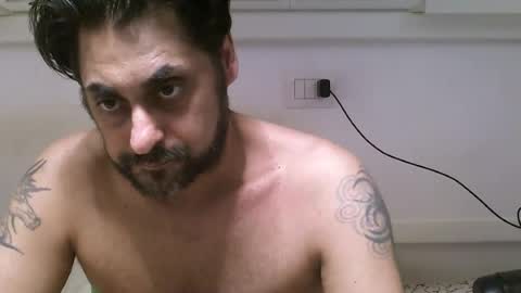 Snapshot of kingcorvo82 chatting on July 15, 12:32 pm ivano corona online show from July 15, 12:32 pm