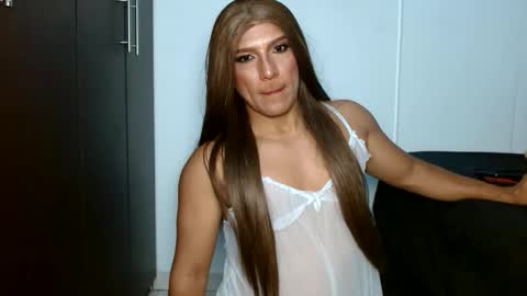 luisa queen online show from January 14, 8:25 pm