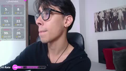 kingdanny_8 online show from November 17, 3:56 am