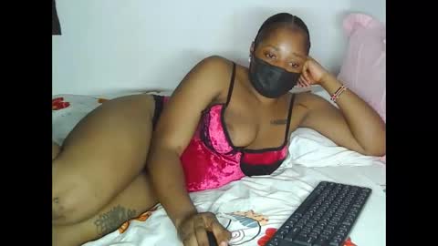 Snapshot of kingdatty2 chatting on February 18, 8:49 pm sido online show from February 18, 8:49 pm