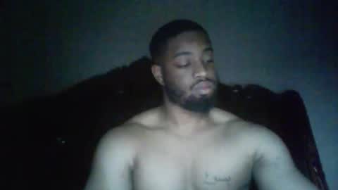 Snapshot of kingdreck28 chatting on December 22, 6:32 am kingdreck28 online show from December 22, 6:32 am