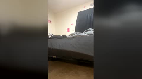 Snapshot of kingecstasyxxx chatting on March 6, 8:38 pm KingEcstasyXXX online show from March 6, 8:38 pm