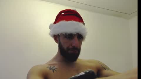 KingKarlos  online show from December 24, 1:28 pm