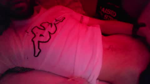 KingKarlos  online show from February 22, 7:45 pm