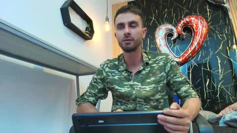 Snapshot of kingoftemptation chatting on February 24, 6:22 am KING online show from February 24, 6:22 am