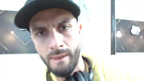 KING  online show from April 5, 3:15 am