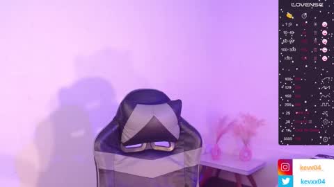  A L E X  online show from October 15, 2:44 am