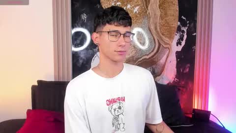  A L E X  online show from March 30, 4:35 am