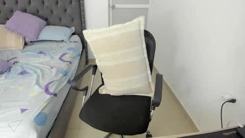 Snapshot of kings_latins chatting on October 8, 11:24 pm DOMINANT ALPHA KINGS online show from October 8, 11:24 pm